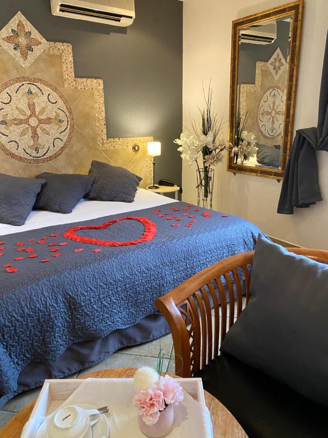 Logis Hotel Les II Mas - Perpignan Sud Кабестань Экстерьер фото