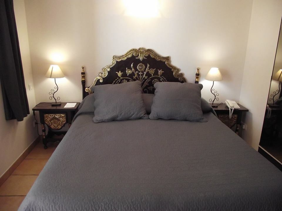 Logis Hotel Les II Mas - Perpignan Sud Кабестань Экстерьер фото